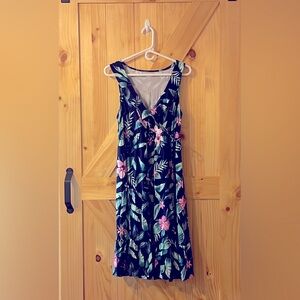 Summer Flowy Old Navy Tropical Maternity/or Not Maternity Sundress